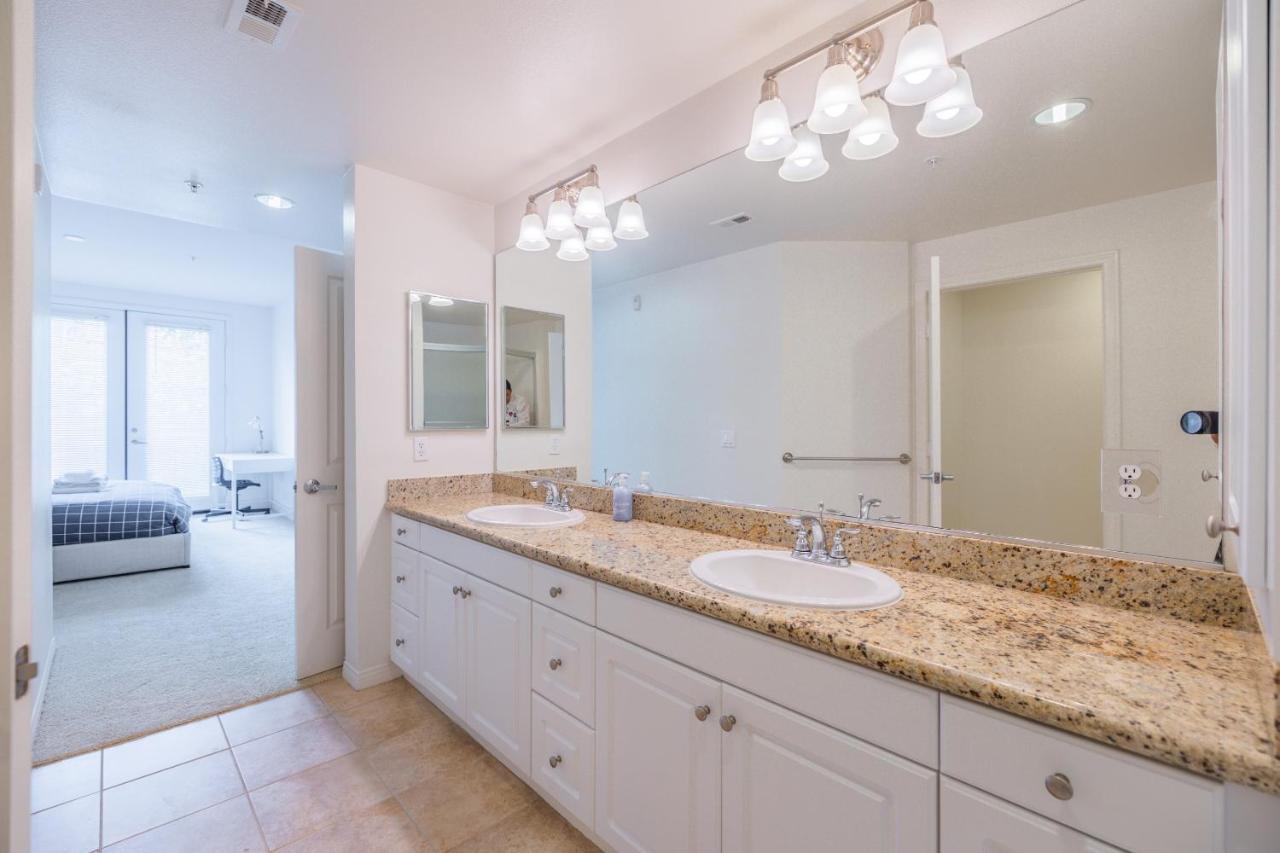 Luxury Irvine Spectrum 2 Bedrooms 2 Bathrooms Kitchen Pool Apartment Exterior photo